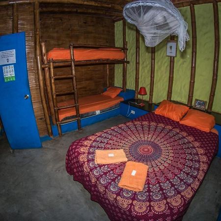 만코라 Psygon Surf Camp 호스텔 외부 사진