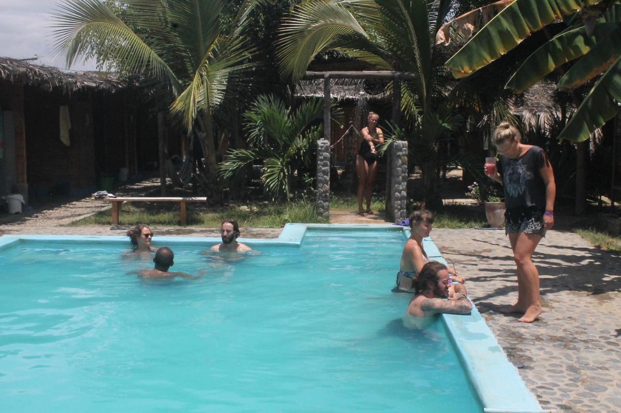 만코라 Psygon Surf Camp 호스텔 외부 사진